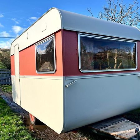 Camping Les Ronds Duval Face Aux Iles Anglo-Normandes Les Moitiers-d'Allonne Exterior foto