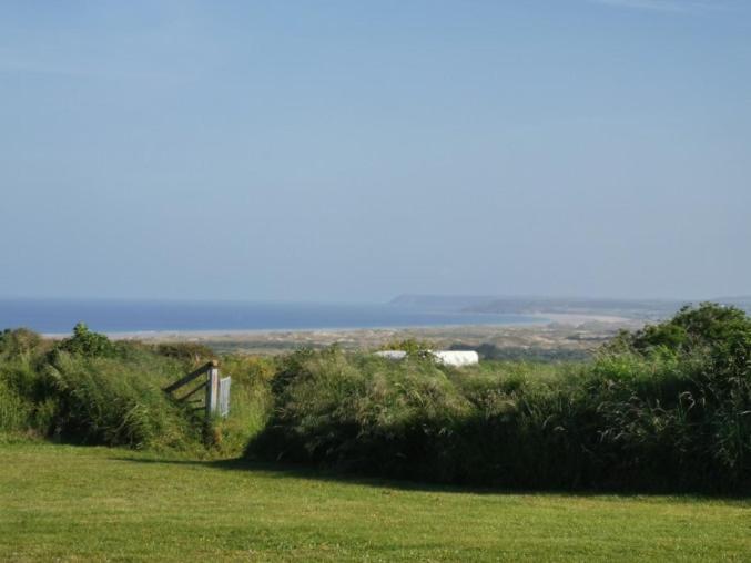 Camping Les Ronds Duval Face Aux Iles Anglo-Normandes Les Moitiers-d'Allonne Exterior foto