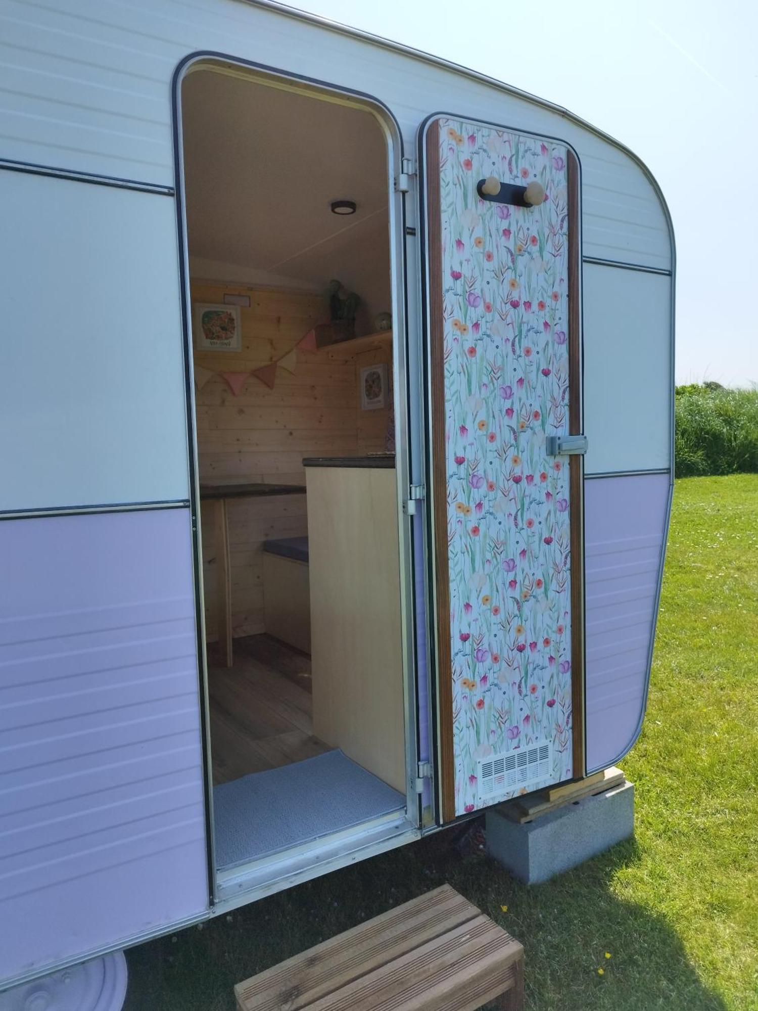 Camping Les Ronds Duval Face Aux Iles Anglo-Normandes Les Moitiers-d'Allonne Exterior foto
