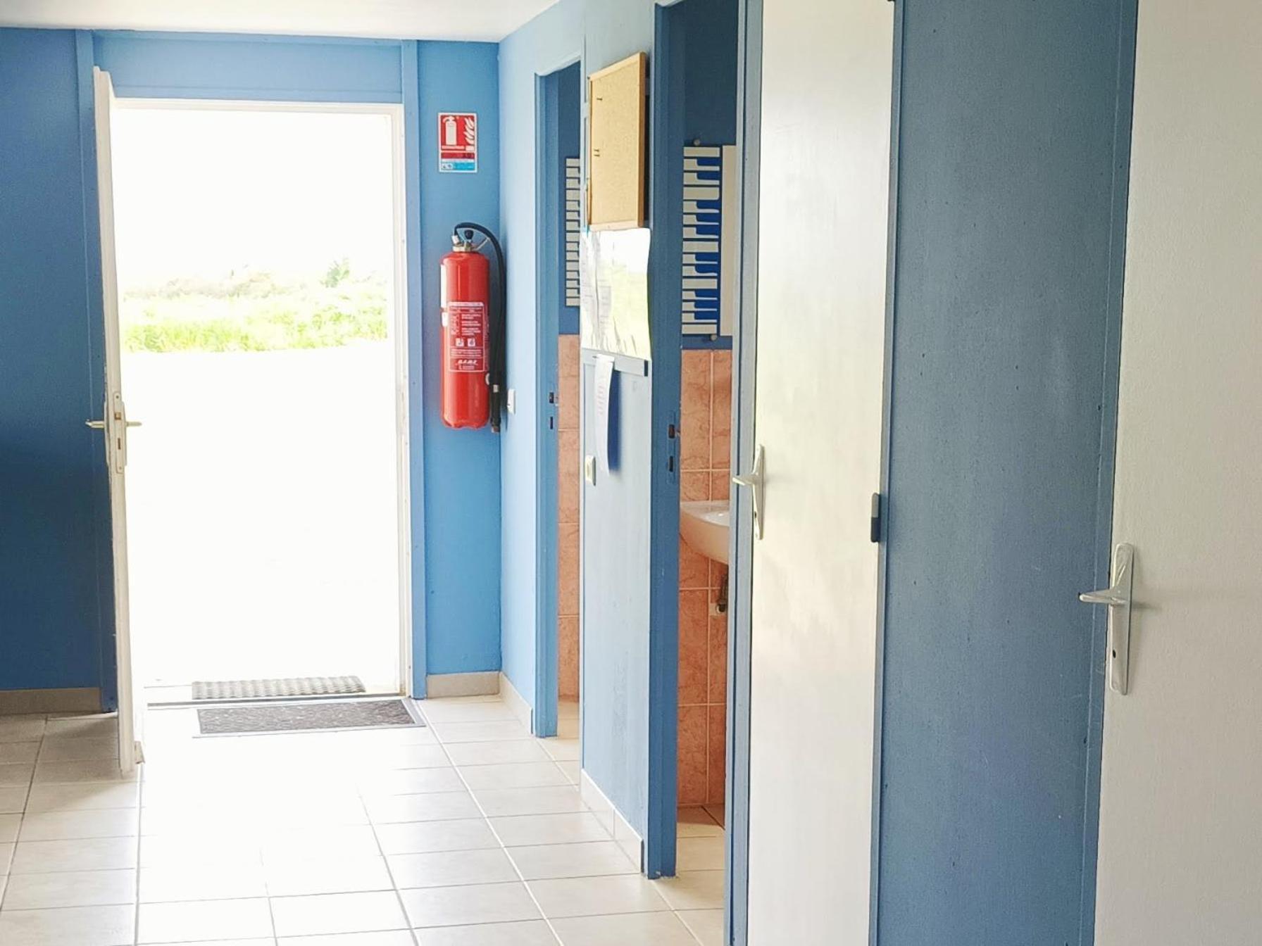 Camping Les Ronds Duval Face Aux Iles Anglo-Normandes Les Moitiers-d'Allonne Zimmer foto